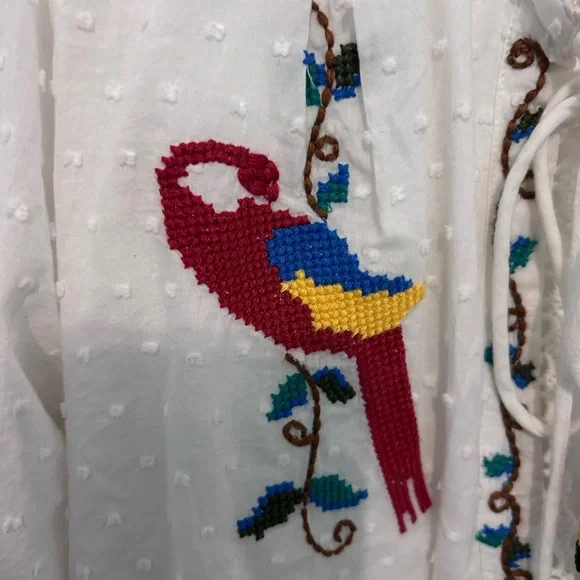 Farm Rio Embroidered White Boho Tunic Dress with Colorful Parrot Motifs small - Picture 5 of 7